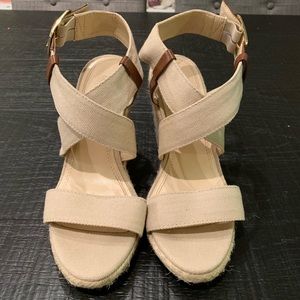 Banana Republic Nude 4" Wedges